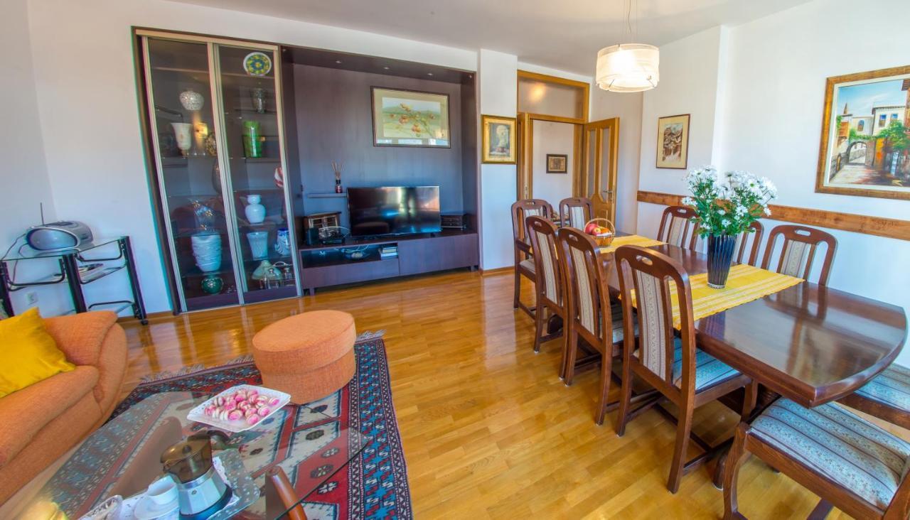 Apartment Italy - Promenade מוסטר מראה חיצוני תמונה
